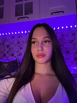 EricaWalls online show from February 2025 03:20:01 AM