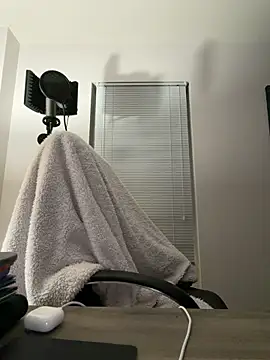 PeytonJohnn online show from December 2025 06:55:01 AM