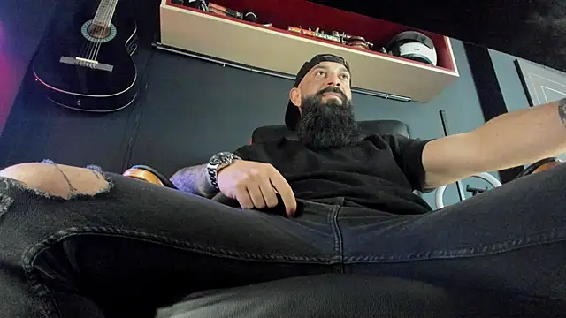 axxelrich  online show from March 2025 10:00:02 AM