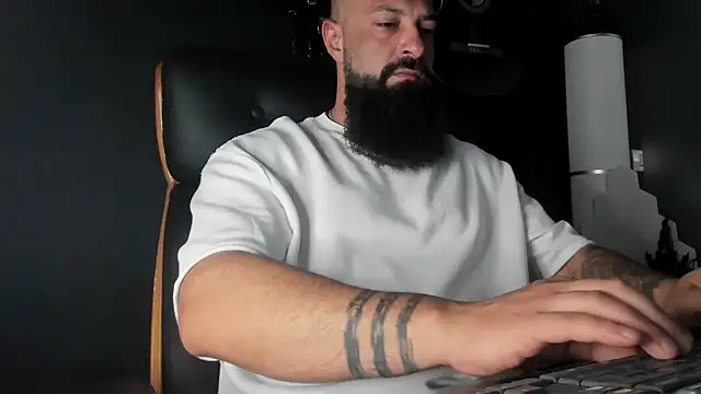 axxelrich  online show from September 2025 07:19:01 AM