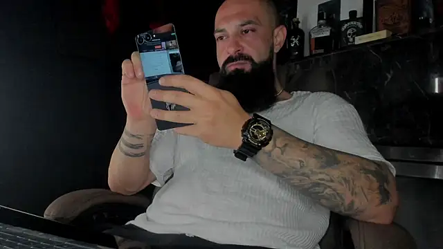 axxelrich  online show from October 2025 02:52:01 AM