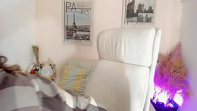 katy giil online show from March 2025 08:10:02 PM