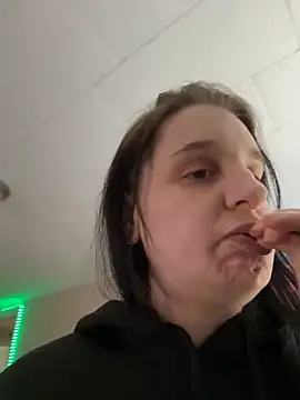 menaceswife online show from January 2025 04:14:02 PM