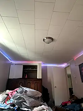 menaceswife online show from October 2025 07:32:02 PM