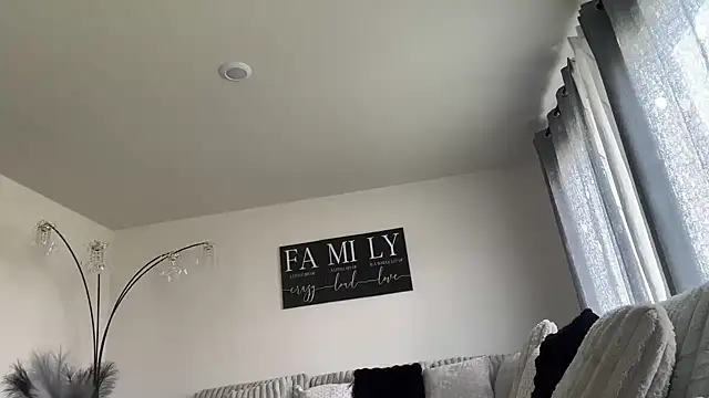 londonsfantasy online show from July 2026 07:42:02 PM