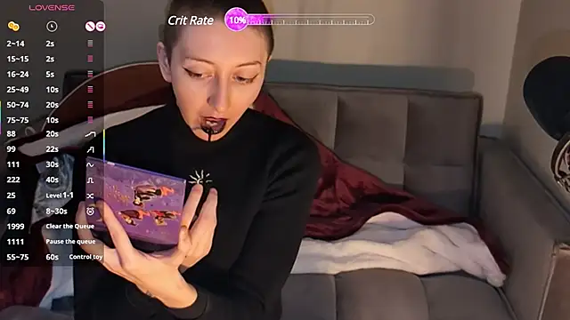 lovelylucyy online show from February 2025 03:06:01 AM