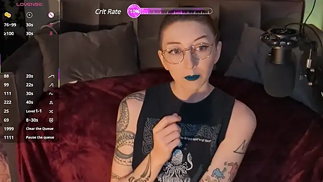 lovelylucyy online show from February 2025 11:25:02 PM