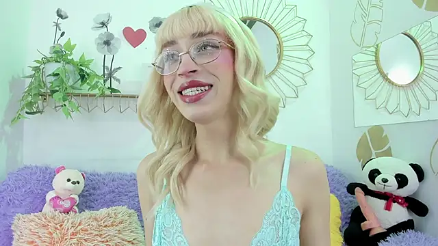 Ariadna Evangeline online show from September 2025 06:24:02 AM