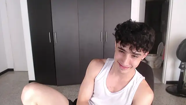 gojo satoru 18 online show from February 2025 06:20:01 PM