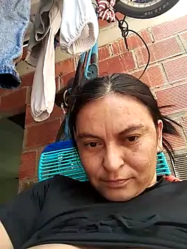 Horny-Mommy-Dirty online show from October 2025 03:58:01 PM