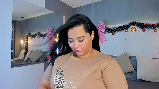 Clarigil online show from December 2025 09:01:02 PM