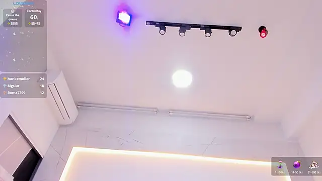 Snapshot of GabrielaLugo chatting on January 2025 06:49:02 PM GabrielaLugo online show from January 2025 06:49:02 PM