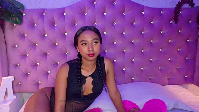 Snapshot of GabrielaLugo chatting on November 2025 01:17:02 PM GabrielaLugo online show from November 2025 01:17:02 PM