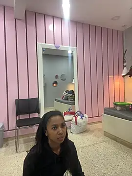 Snapshot of GabrielaLugo chatting on November 2025 11:43:02 AM GabrielaLugo online show from November 2025 11:43:02 AM