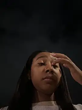 Snapshot of GabrielaLugo chatting on December 2025 02:39:01 AM GabrielaLugo online show from December 2025 02:39:01 AM