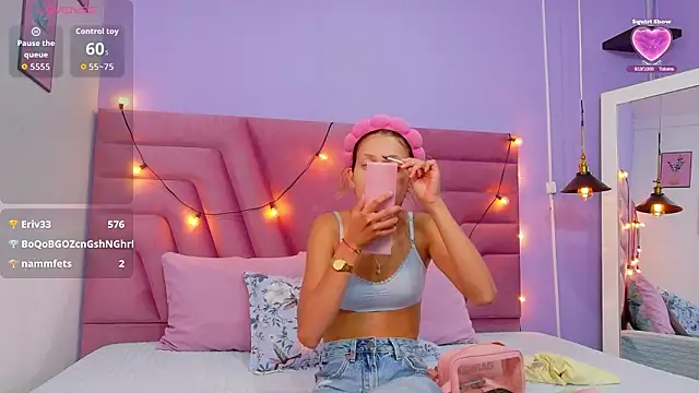 Beautifulskinny18 online show from March 2026 07:53:01 PM