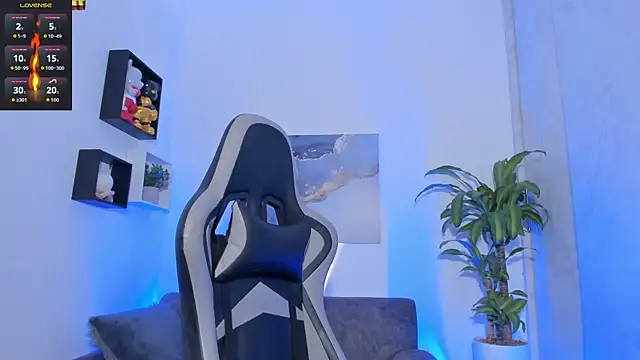 Yeiko Romero  online show from September 2025 06:51:01 PM