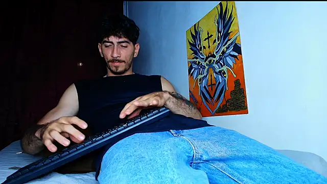 Thomass00 online show from November 2025 11:47:01 PM