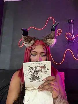 TIFFANYYSTAR online show from January 2026 05:27:02 PM