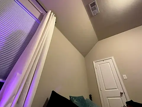 wynterheat online show from November 2025 08:47:02 AM