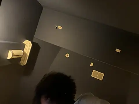 wynterheat online show from April 2026 07:04:02 PM