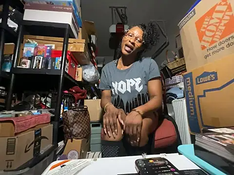 Snapshot of wynterheat chatting on July 2026 12:20:01 PM wynterheat online show from July 2026 12:20:01 PM