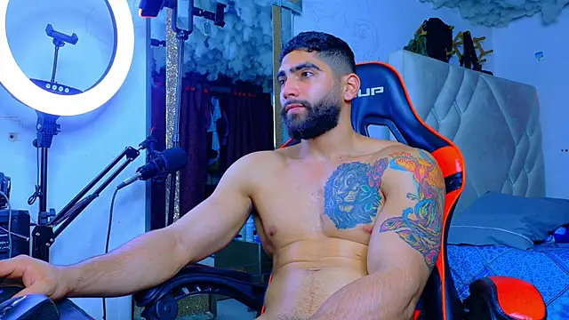 Rich boy01 online show from April 2026 08:00:02 PM