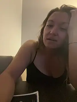 SummerV91 online show from June 2026 06:18:02 AM