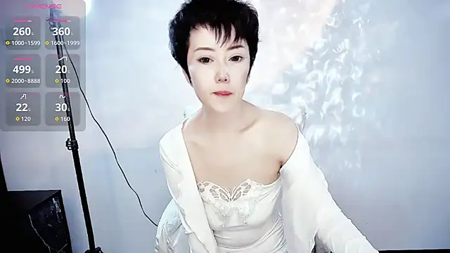 9ering-Er online show from October 2025 09:52:01 PM