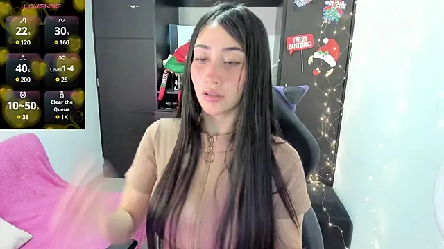 Emilytafur online show from December 2024 01:15:02 AM