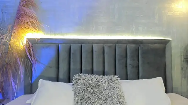 GaiaBaker online show from November 2025 02:28:01 PM