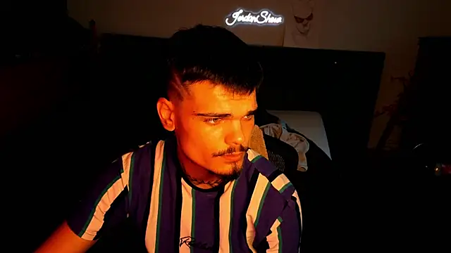 Snapshot of JordanShow chatting on July 2026 08:00:02 PM JordanShow online show from July 2026 08:00:02 PM