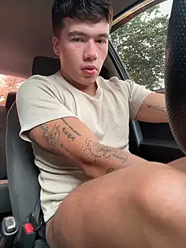 Logan smith1 online show from April 2026 07:38:02 PM