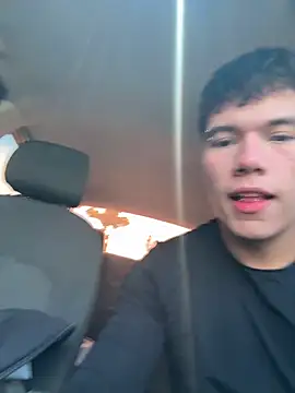 Logan smith1 online show from April 2026 04:42:02 PM