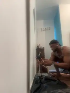 Snapshot of nickgode69 chatting on February 2025 12:00:01 PM nickgode69 online show from February 2025 12:00:01 PM