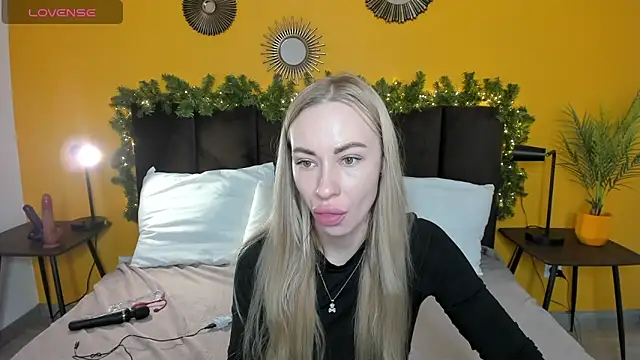 Snapshot of Diana_Garrett chatting on December 2024 08:56:01 AM Diana Garrett online show from December 2024 08:56:01 AM