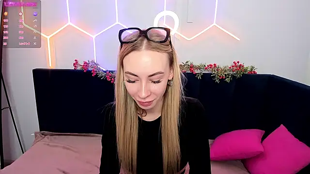 Snapshot of Diana_Garrett chatting on January 2025 08:54:01 AM Diana Garrett online show from January 2025 08:54:01 AM