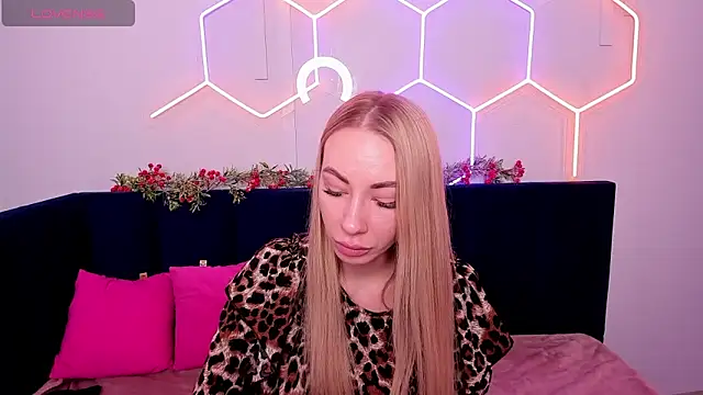 Snapshot of Diana_Garrett chatting on January 2025 08:57:02 AM Diana Garrett online show from January 2025 08:57:02 AM