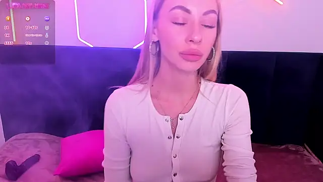 Snapshot of Diana_Garrett chatting on February 2025 11:55:01 AM Diana Garrett online show from February 2025 11:55:01 AM