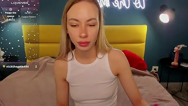 Diana Garrett online show from March 2026 01:45:01 AM