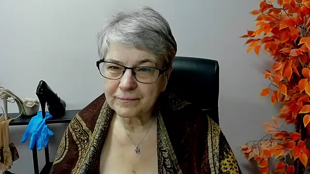 IrisDream online show from March 2025 10:18:02 AM