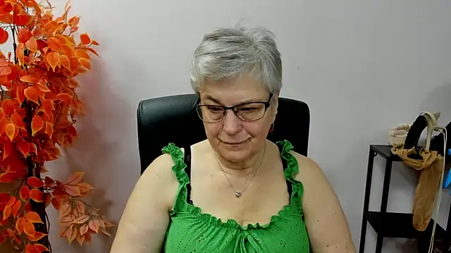 IrisDream online show from October 2025 06:49:01 AM