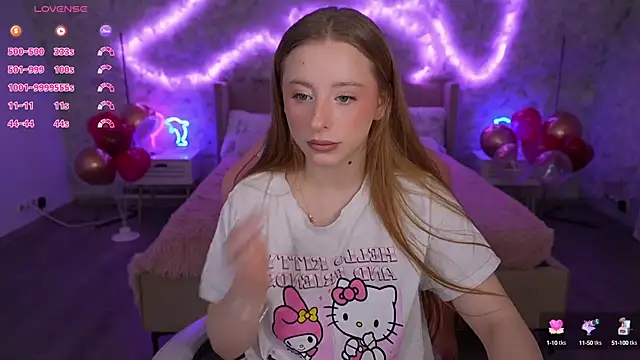 SilverrMoon online show from February 2025 07:17:02 AM