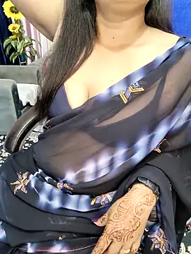 Snapshot of Cute-Raashii chatting on April 2026 11:25:02 AM Cute-Raashii online show from April 2026 11:25:02 AM