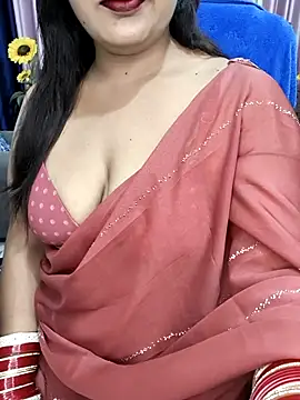 Snapshot of Cute-Raashii chatting on May 2026 11:35:01 PM Cute-Raashii online show from May 2026 11:35:01 PM