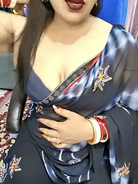 Snapshot of Cute-Raashii chatting on May 2026 11:12:03 PM Cute-Raashii online show from May 2026 11:12:03 PM