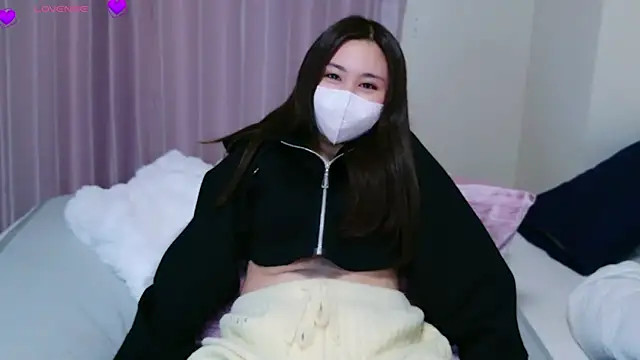 -satomi-jp online show from January 2025 11:48:01 AM