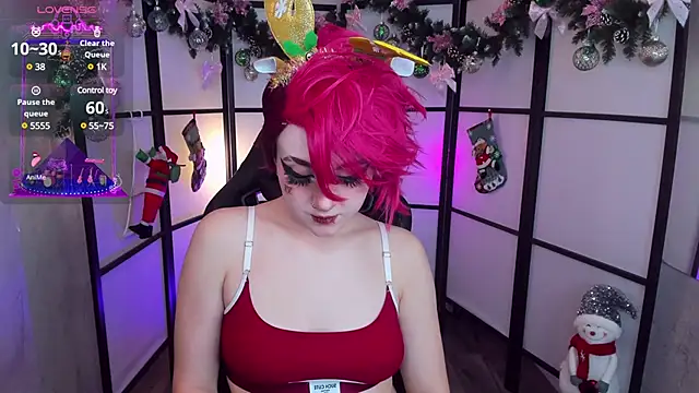 Snapshot of Aki__Ra chatting on December 2024 01:22:02 PM Aki Ra online show from December 2024 01:22:02 PM