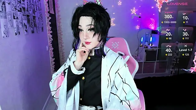 Snapshot of Aki__Ra chatting on February 2025 09:49:01 PM Aki Ra online show from February 2025 09:49:01 PM