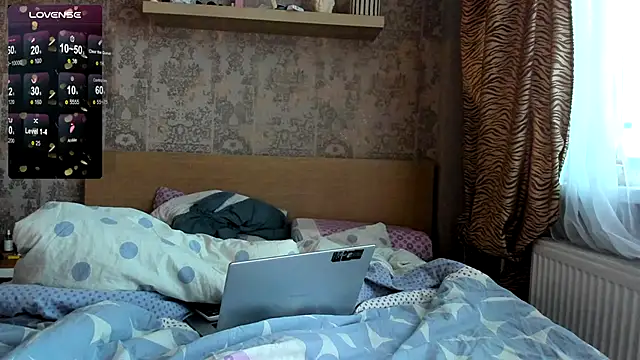 purebeautie13 online show from December 2024 10:17:02 AM